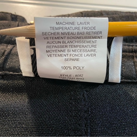 N Touch Ladies Size XL Black Long Sleeve Jacket Zip Front Closure Excellent Cond - Picture 10 of 10